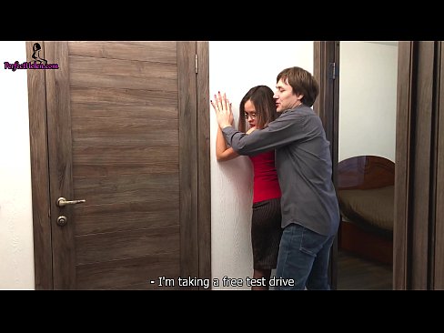 ❤️ Sexy Realtor Sensuly Jerks rẹ obo ati fokii Lakoko ti o n ta iyẹwu Rẹ - Krempai ️❌ Ohun onihoho didara ️❤